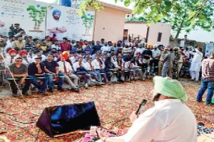 राजा के राज में ‘प्रजा’ दुखी, ‘कैप्टन की चौपाल’ में शिकायतों की भरमार