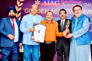 समाजसेवी नरेंद्र अरोड़ा को मिला ‘गोल्डन अचीवर अवार्ड’