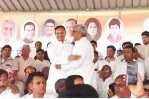 कांग्रेस प्रत्याशी निर्मल सिंह ने भरा नामांकन पत्र