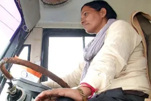 पहली महिला बस चालक पंकज देवी अवार्ड से सम्मानित
