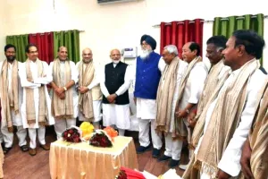 17वीं लोकसभा: एनडीए के सांसदों की बैठक आज, मोदी को औपचारिक रूप से नेता चुना जाएगा