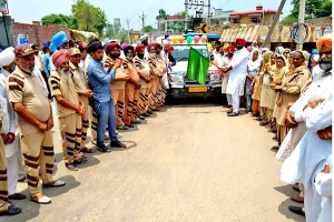 लेकर कहां कुछ वापिस जाना ये शरीर भी दान है..