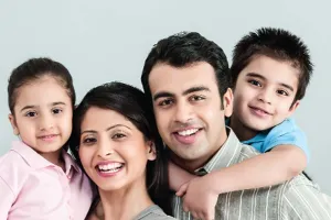 रिश्तों और मयार्दाओं की गरमाहट में उलझा परिवार दिवस