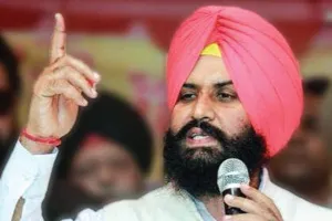 अकाली प्रत्याशी चोटी पर, 10 में से 7 उम्मीदवारों पर गंभीर मामले दर्ज