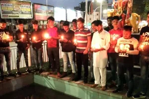 मुस्लिम महासभा ने निकाला कैण्डल मार्च