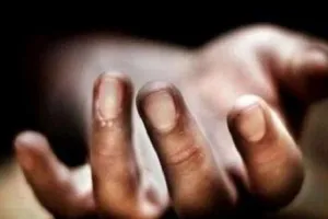 बुजुर्ग ने घर में फांसी लगाकर की आत्महत्या
