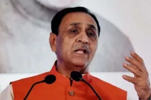 वायु तूफान का खतरा टला: विजय रूपाणी