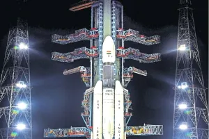 चंद्रयान-2 / रात 1:30 बजे रॉकेट में तापमान और प्रेशर असामान्य दिखने पर लिया गया था काउंटडाउन रोकने का फैसला