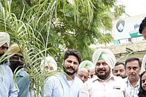 ‘घर-घर पौधा मुहिम’ का धुरी से हुआ आगाज