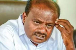 कर्नाटक में राजनीतिक ड्रामा
