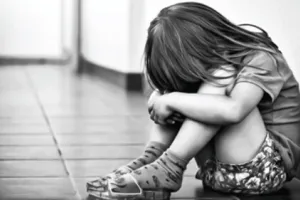 बाल-दुष्कर्म पर लक्ष्मणरेखा कौन खींचेगा?