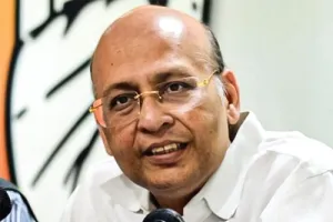 केवल निंदा करना ही राजनीति नहीं