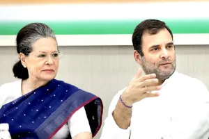 आर्थिक संकट: राहुल गांधी ने कहा- आरबीआई का धन हड़पने से काम नहीं चलेगा, सरकार समाधान नहीं ढूंढ़ पा रही