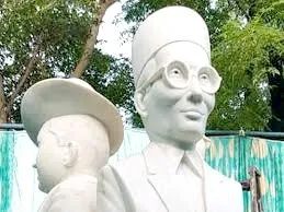 कट्टर मानसिकता में लील रही देश भक्ति