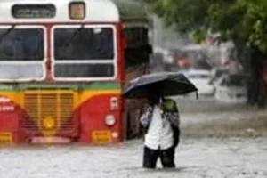 बरसात बनी आफत, मुश्किल में कर्नाटक