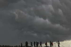 मौसम विभाग ने दी चेतावनी, देशभर के इन 15 राज्यों में भारी बारिश का अलर्ट जारी