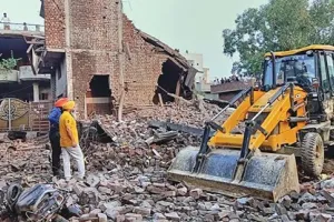 नागरिकों की सुरक्षा पर ध्यान दें सरकारें