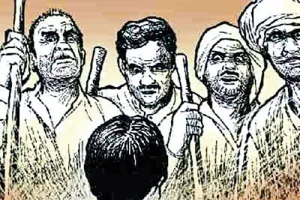 कानून का मखौल उड़ाती पंचायतें