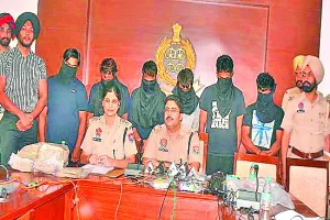 एलआईसी का झांसा देकर करोड़ों लूटने वाले गिरोह का पर्दाफाश
