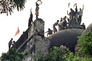 अयोध्या विवाद : सुरक्षा के मद्देनजर सोशल मीडिया पर कड़ी नजर