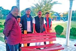 लापरवाही : पार्कों की हालत बदतर, नशेड़ियों का बना अड्डा