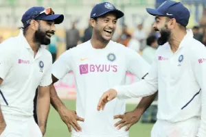 गेंदबाजों की बदौलत टीम इंडिया ने बंगलादेश को पारी और 130 रन से पीटा