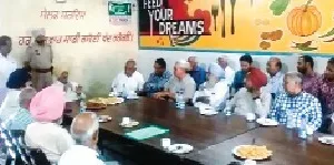जरूरतमंदों के लिए वरदान बनीं साडी रसोईयां