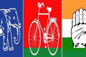 सपा, बसपा और कांग्रेस में मुख्य विपक्षी बनने की होड़