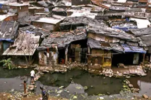 स्लम बस्तियां हरियाणा पर बड़ा बोझ