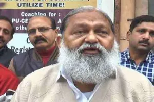 सीआईडी विवाद : विज ने कहा, ‘भागमभाग’ पर संदेह