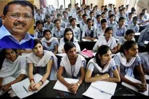 दिल्ली के सरकारी स्कूलों में पीटीएम को लेकर हो रही है राजनीति