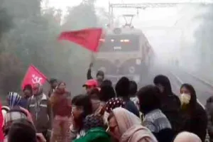 मिला जुला रहा ‘भारत बंद’ का असर