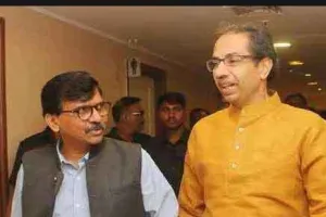 महाराष्ट्र के सीएम और संजय राउत के बीच बढ़ी तल्खी, संजय के पोस्ट से बढ़ा सस्पेंश