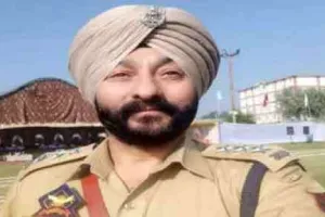 12 लाख में दो आतंकियों को करने वाला था आजाद