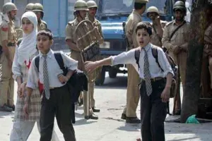 अनुच्छेद 370: कश्मीर में छह महीने बाद सभी स्कूल खुले