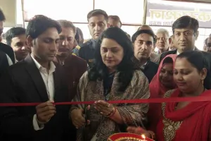 सांसद सुनीता दुग्गल ने किया प्रधानमंत्री जन औषधि केंद्र उद्घाटन