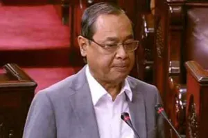 विरोध के बीच गोगोई का शपथ ग्रहण