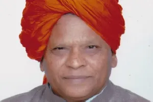 कटारिया ने दिए पीएम राहत कोष एक करोड़ रुपए और एक माह का वेतन