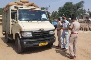 राजस्थान की सरसों को सरकारी रेट पर बेचने का प्रयास, दो गाड़िय़ां जब्त