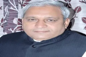 डिप्टी स्पीकर ने 11 पंचायतों को सौंपे एक-एक लाख के चेक