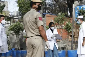 तिलकनगर शेल्टर होम से भागे 40 मजदूर