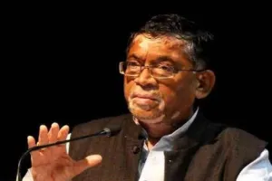 उद्योगों को पूरा सहयोग देगी सरकार: गंगवार