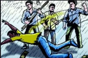 सहायक आयुक्त वाणिज्य कर की दबंगों ने की पिटाई,चार नामजद