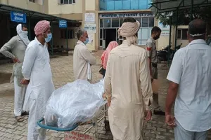 बेरी में बीच बचाव करने आए किसान की गोली लगने से मौत