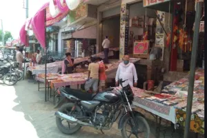 कोरोना के कारण रक्षाबंधन पर बाजारों की रौनक फीकी