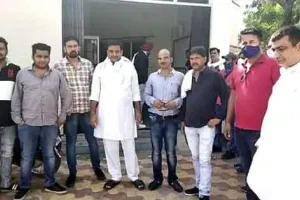फर्जी टेंडर वोट डालने पर हंगामा, विरोध के बाद किया निरस्त