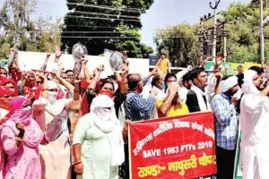 अध्यादेशों को वापिस लेने की जिद्द पर अड़े किसान, भाजपा ने 3 सांसदों की बनाई कमेटी