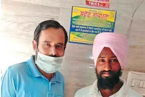 डेरा श्रद्धालु ने गुम हुआ मिला पर्स किया वापिस