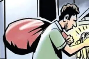 दिन में गुब्बारे बेचने के बहाने घरों की रेकी, रात में सामान पर हाथ साफ