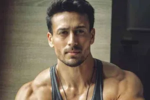 स्पोर्ट्स ड्रामा फिल्म के लिये 30 करोड़ की फीस लेंगे टाइगर श्रॉफ